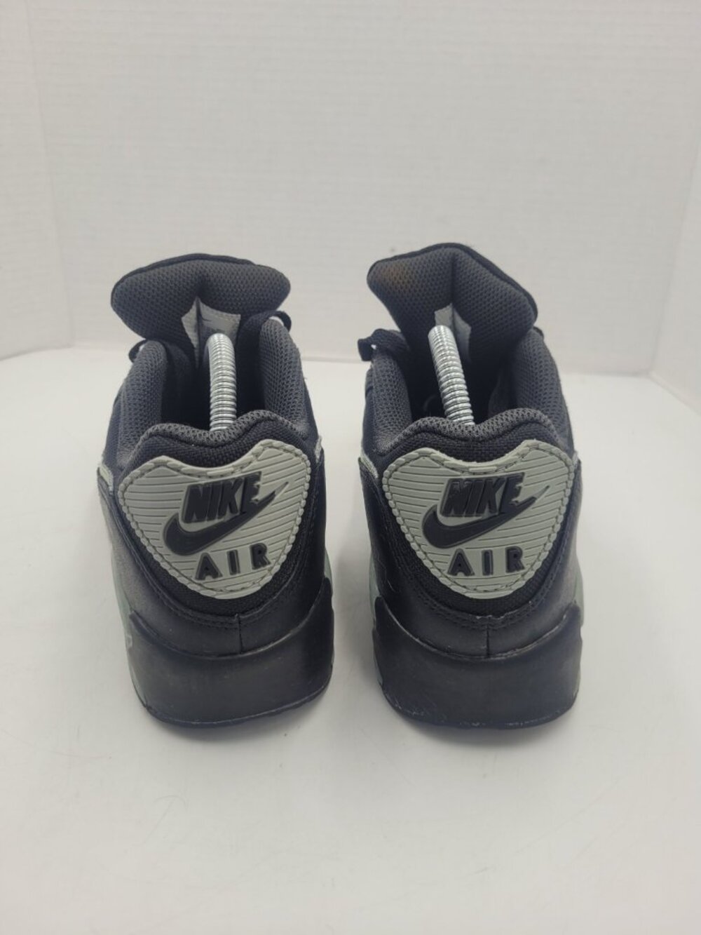 Nike Air Max 90 Black Gray Green Sneaker Unisex Kids 5Y EU 37.5 Flat Athletic - Picture 7 of 13